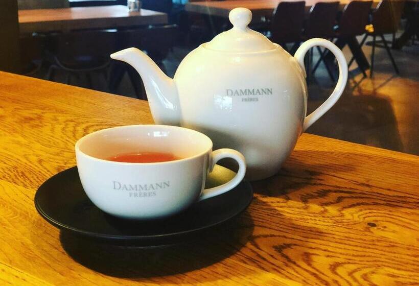 Avenue Hotel   Free Parking