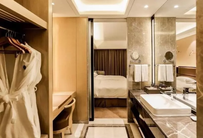 Li Cai Tian Qi Hotel Xianyang