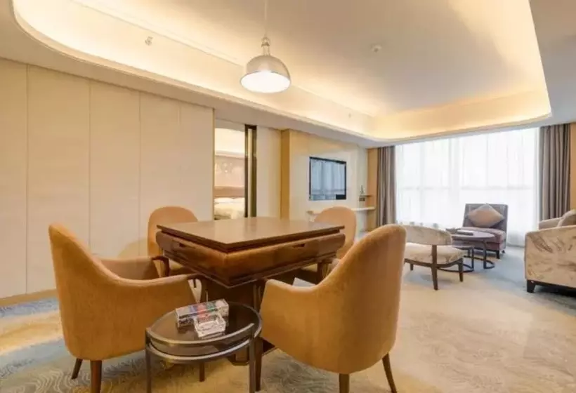 Li Cai Tian Qi Hotel Xianyang