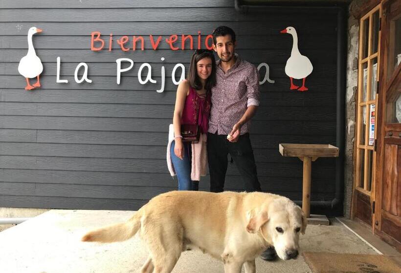 هتل Parque La Pajarera