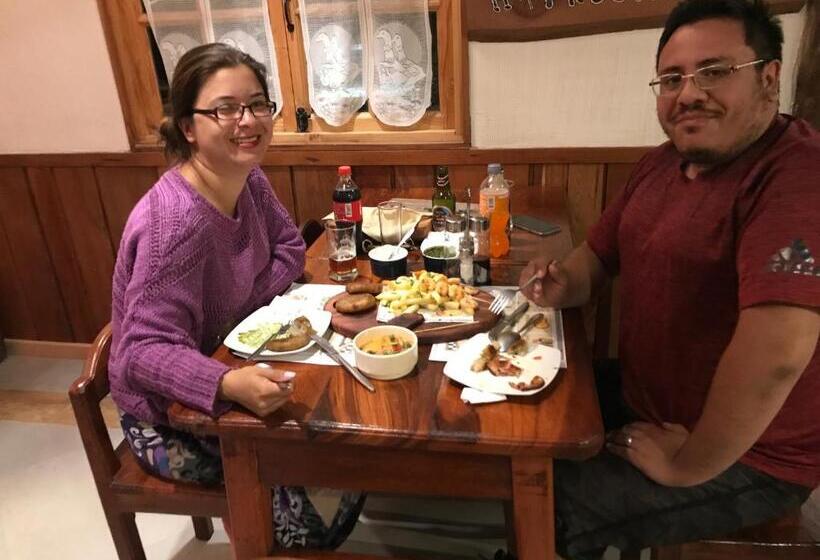 هتل Parque La Pajarera