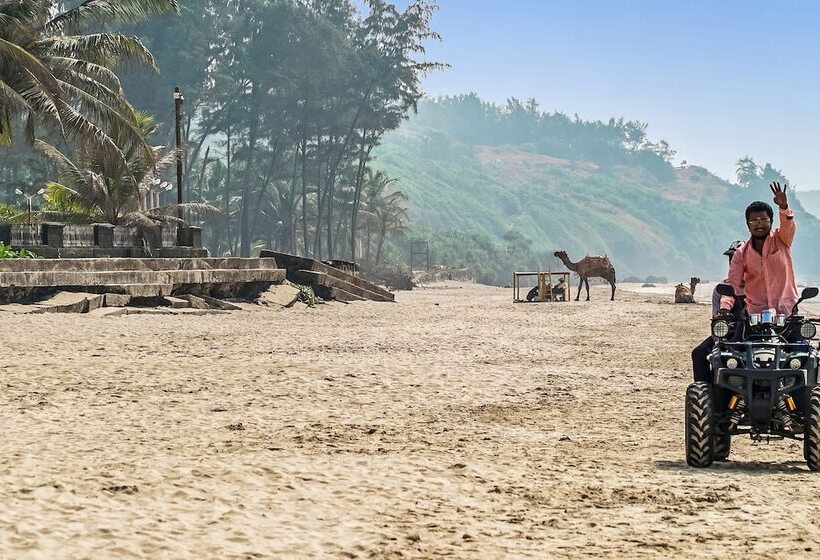 Oyo 24932 Hotel Royal Stay