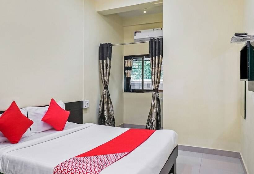Oyo 24932 Hotel Royal Stay