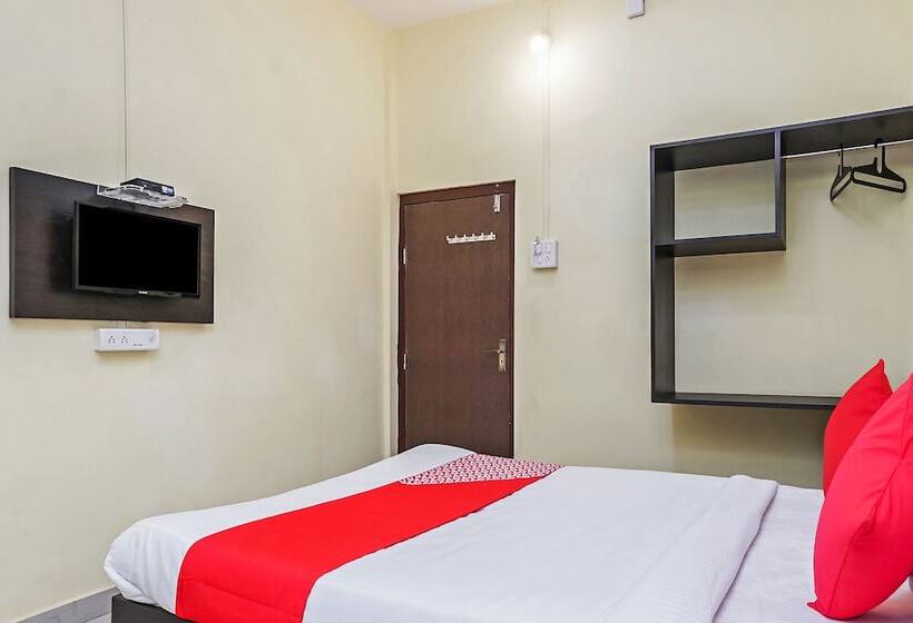 Oyo 24932 Hotel Royal Stay
