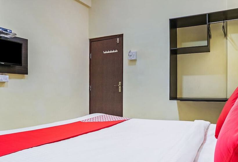 Oyo 24932 Hotel Royal Stay