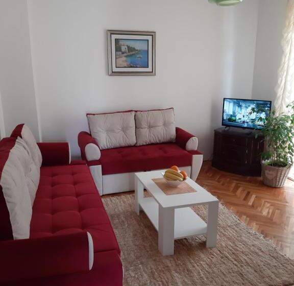 پانسیون Nijona 1