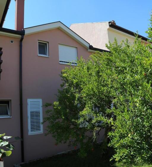 پانسیون Nijona 1