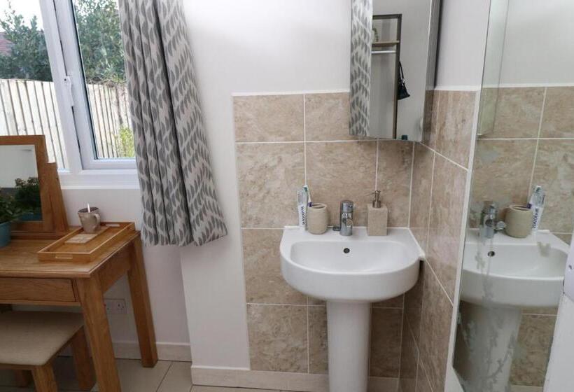 펜션 Riverside Rooms