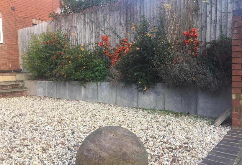 펜션 Riverside Rooms