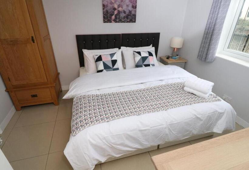 펜션 Riverside Rooms