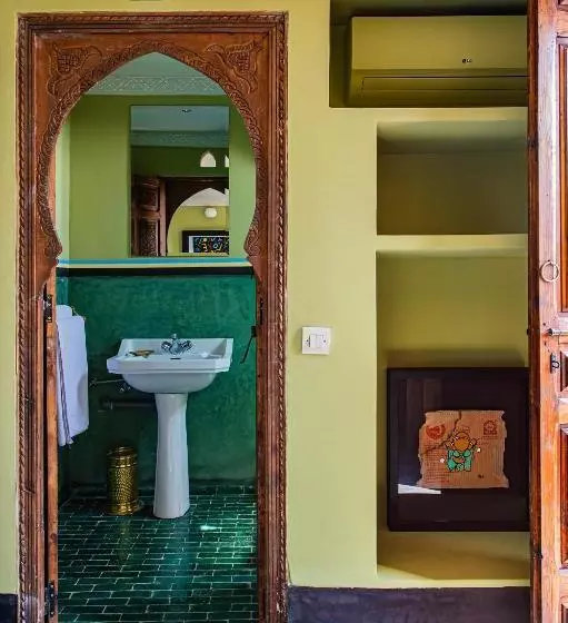 Riad Hel Lo