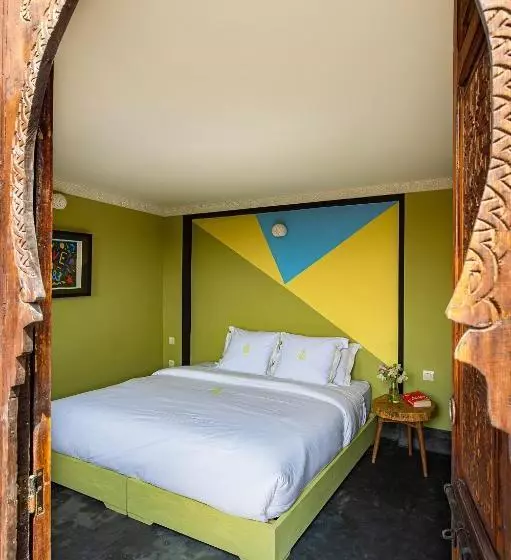 Riad Hel Lo