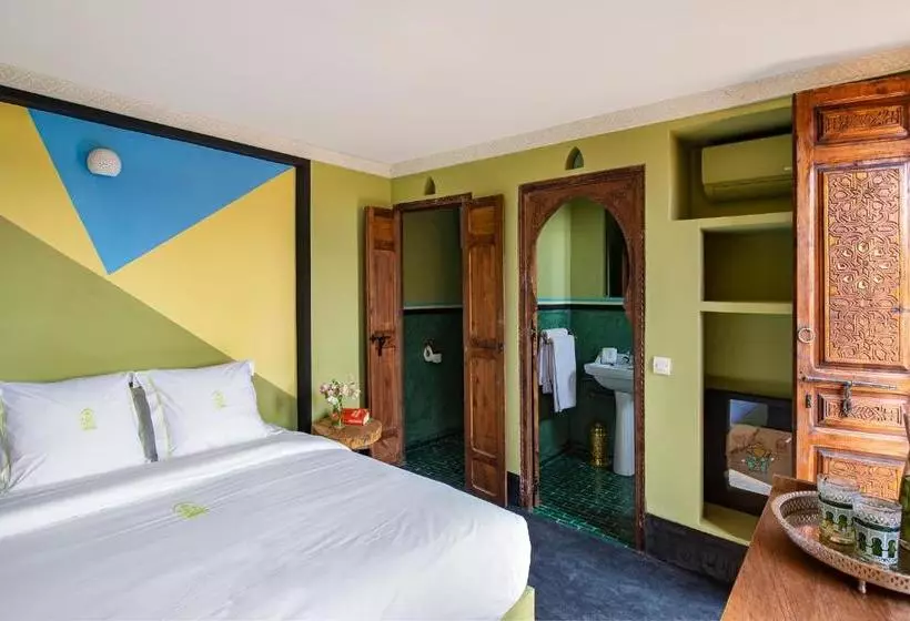 Riad Hel Lo