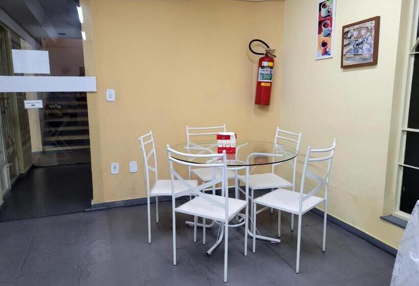 مسافرخانه Pousada Solar De Campos