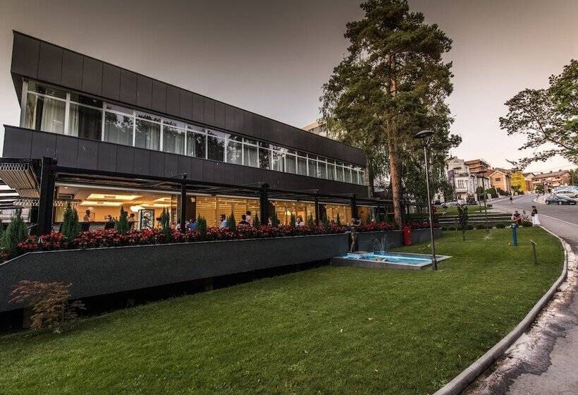 هتل Fontana Vrnjačka Banja