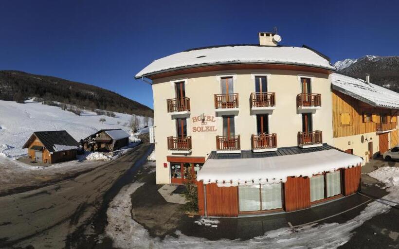 Отель Hôtel Du Soleil