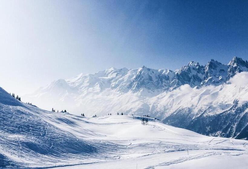 Отель Hôtel Du Soleil