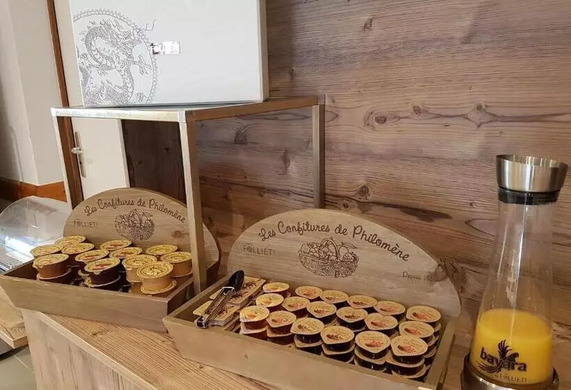 Hotelli Hôtel Du Soleil