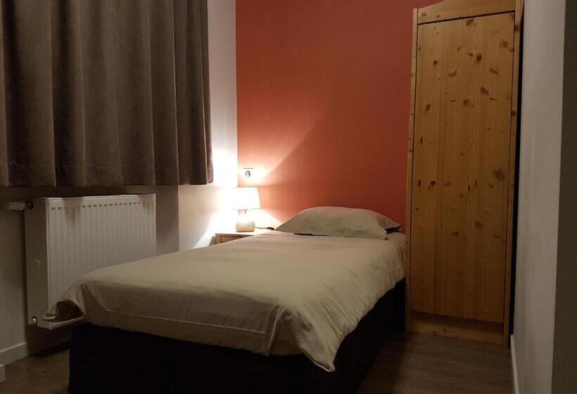 Отель Hôtel Du Soleil