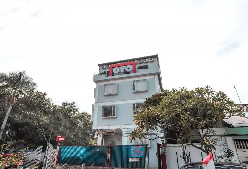 ホテル Oyo 208 G House