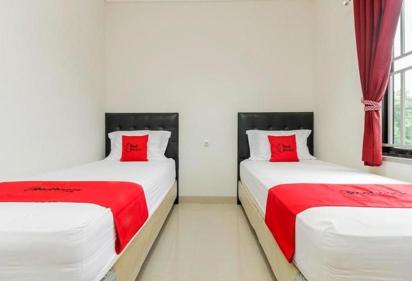 בית מלון כפרי Reddoorz Syariah @ Kampung Bintang