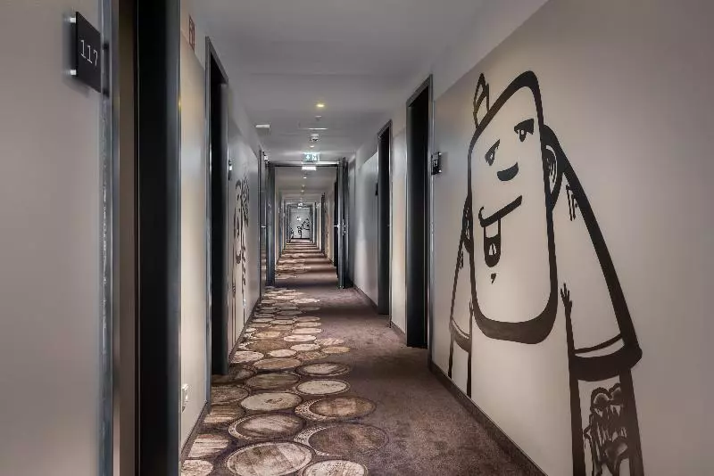 Hotelli Holiday Inn   The Niu, Keg Hamburg Ost, An Ihg