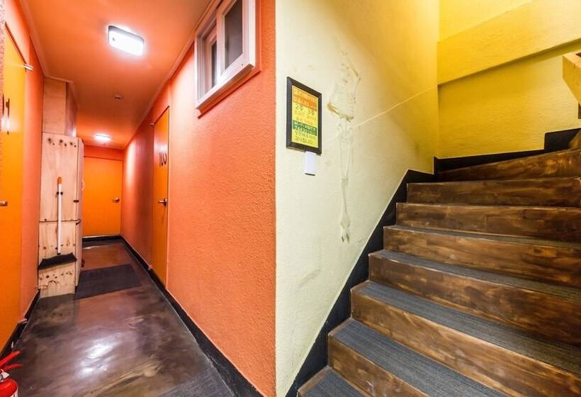 مُتل Yongsan Only For You