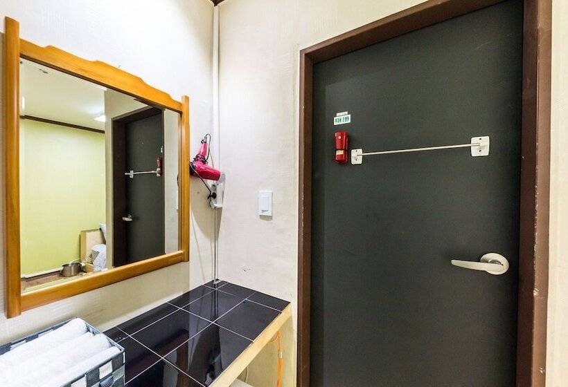 مُتل Yongsan Only For You