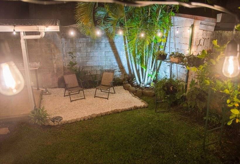 مبيت وإفطار Alice Y Juancito Boutique