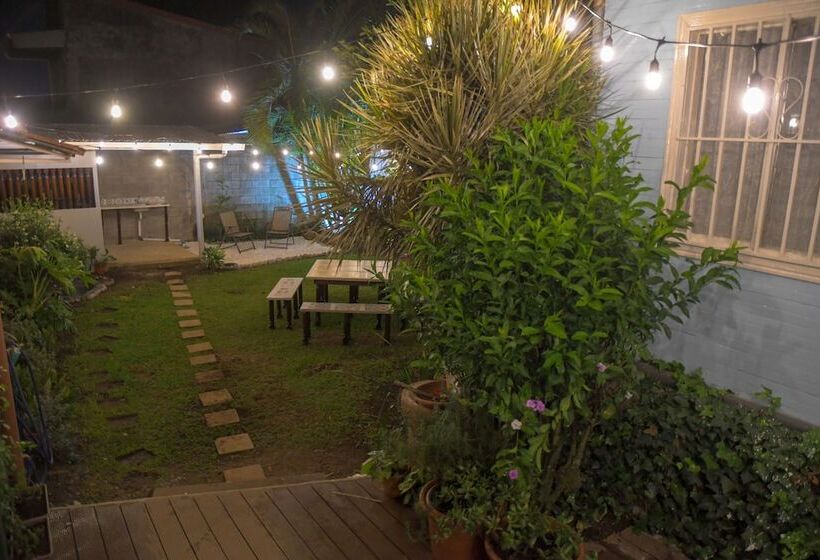 مبيت وإفطار Alice Y Juancito Boutique