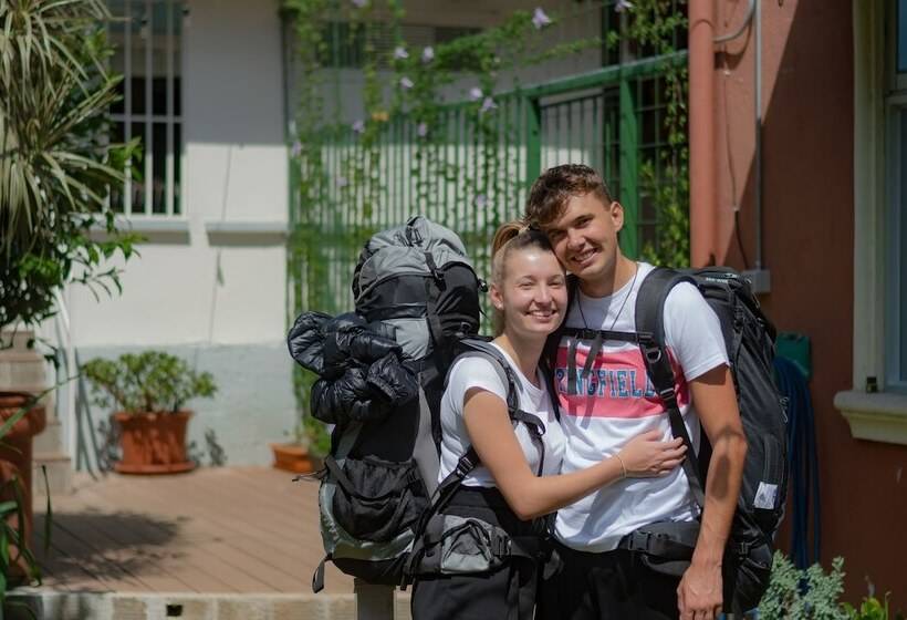 مبيت وإفطار Alice Y Juancito Boutique