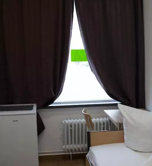 Hostel & Monteurzimmer Bei Hansezimmer