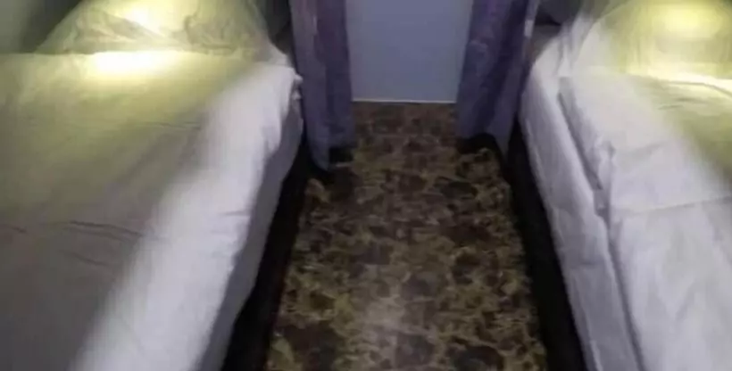 هتل The Old Moulmein Hostel