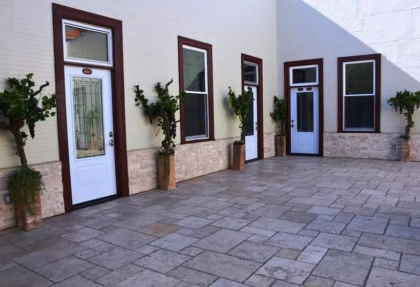 ホテル Trending Inn