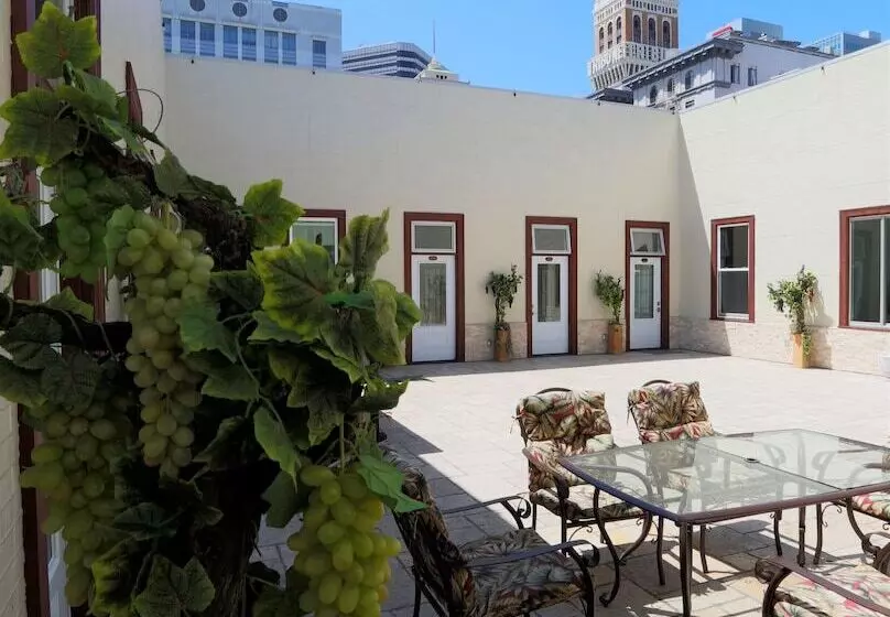 ホテル Trending Inn