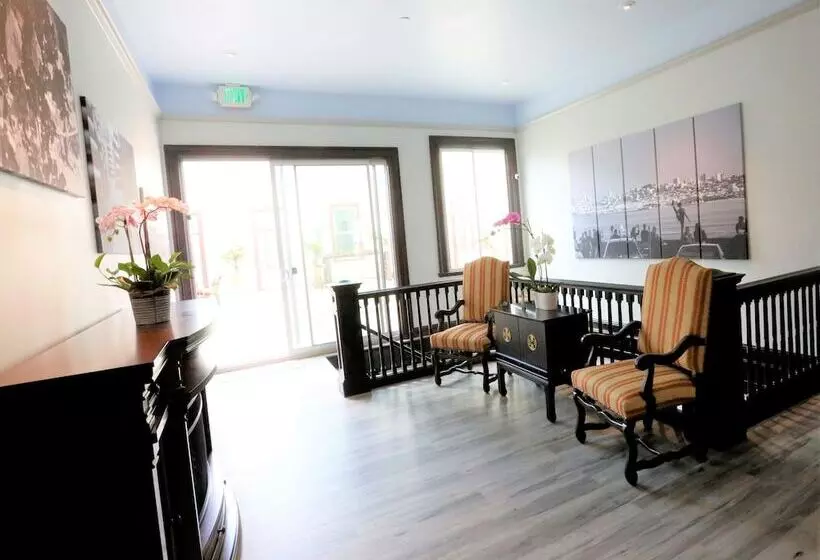 ホテル Trending Inn