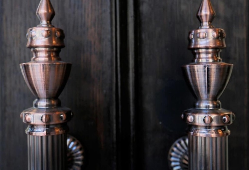 فندق Trending Inn