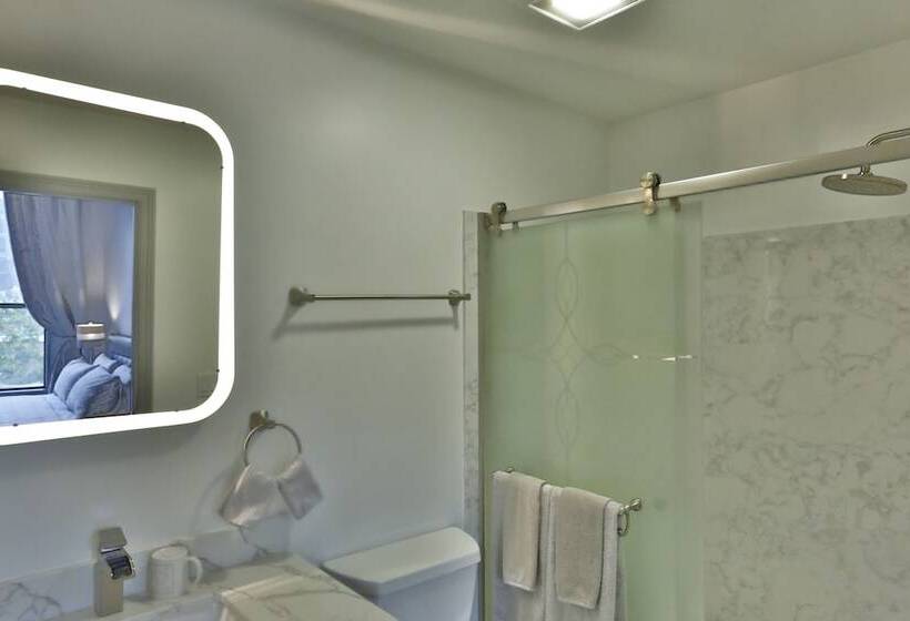 فندق Trending Inn