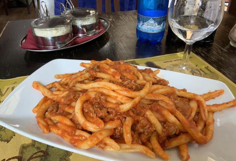 بنسيون Ricaroka