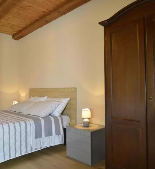 Aamiaismajoitus (B&B) Agriturismo Ai Prüsot