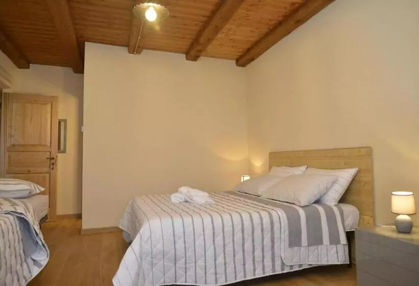Aamiaismajoitus (B&B) Agriturismo Ai Prüsot