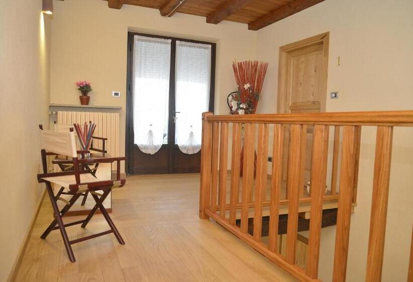 مبيت وإفطار Agriturismo Ai Prüsot