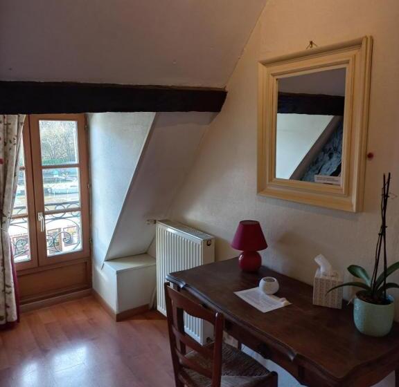 Aamiaismajoitus (B&B) Le Poisson Ivre