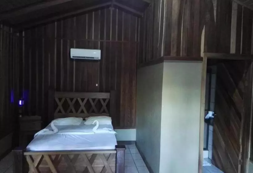 Hotelli Rancho Las Cabañas