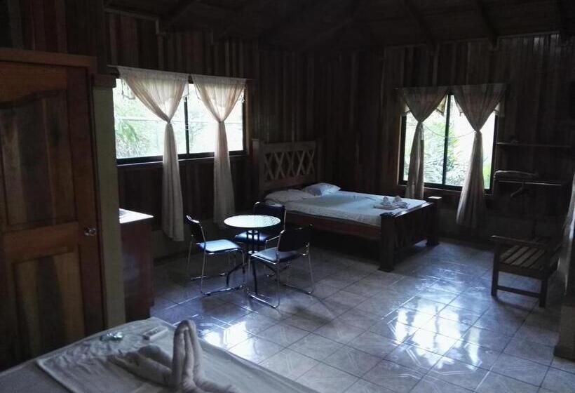 هتل Rancho Las Cabañas