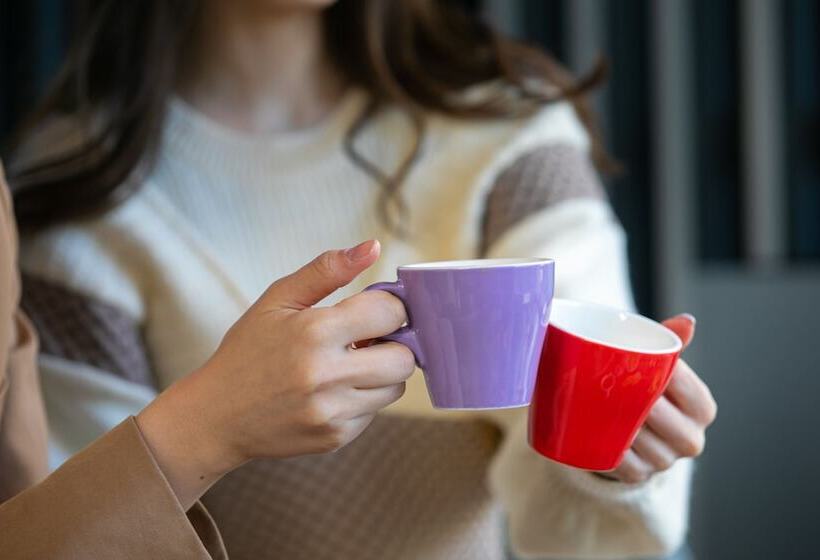 هتل The Royal Park Canvas Osaka Kitahama