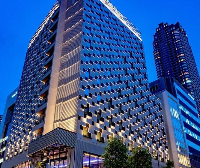 هتل The Royal Park Canvas Osaka Kitahama