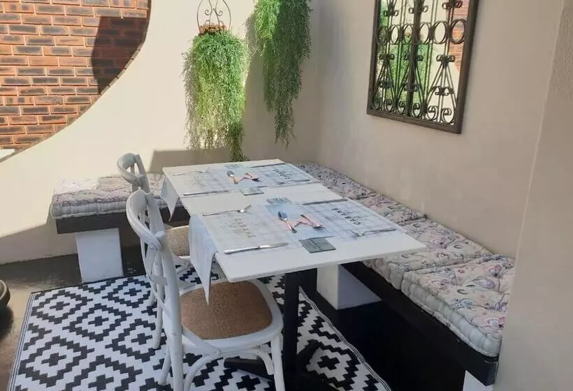 پانسیون Berkeley House