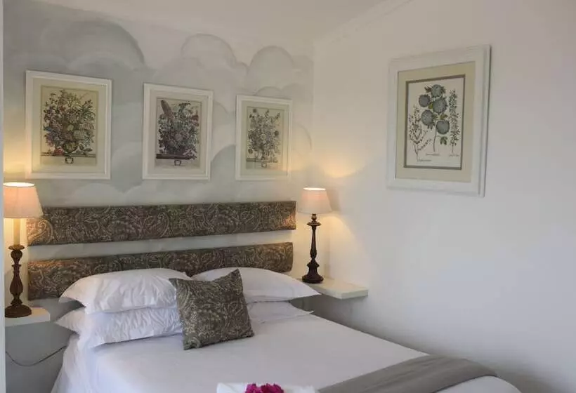 پانسیون Berkeley House