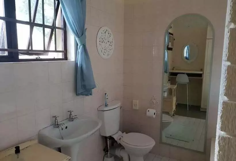 پانسیون Berkeley House